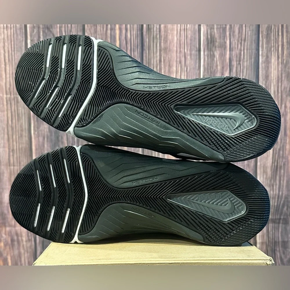 Nike Black and Gray Metcon 8 Flyease Shoes - Picture 5 of 7